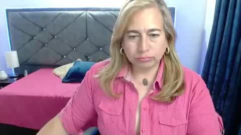 Sccarlet online show from December 1, 2025, 11:10 pm