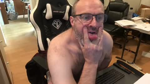 schief6218 online show from March 6, 2026, 1:35 am