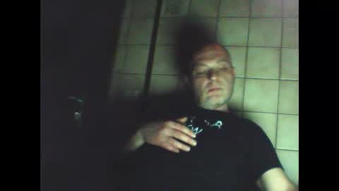 schnibschnab online show from November 23, 2025, 2:55 am