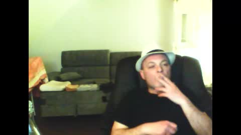 schnibschnab online show from March 10, 2026, 12:15 am