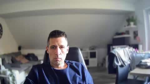 Dildomen online show from November 21, 2025, 8:24 am