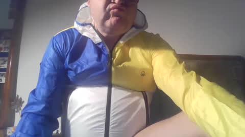 sclavtudor online show from March 7, 2026, 6:49 pm