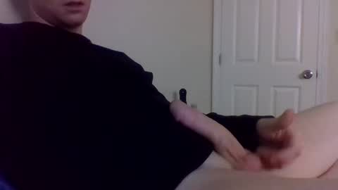 scooter912 online show from January 3, 2025, 2:32 am