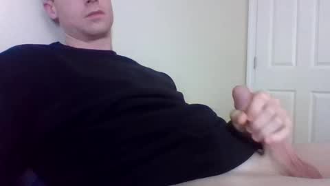 scooter912 online show from October 21, 2025, 5:13 pm