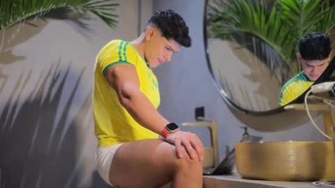 Andrew Flintt online show from April 19, 2026, 1:05 am