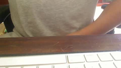 Snapshot of scottalone chatting on December 21, 2025, 5:09 pm Scott online show from December 21, 2025, 5:09 pm