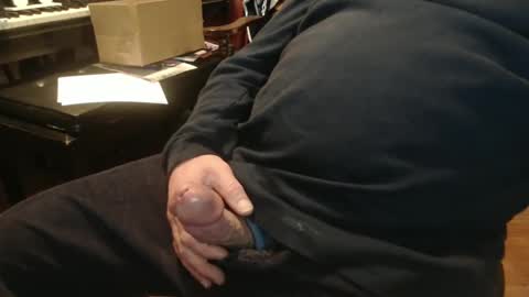 scottbearfun online show from February 4, 2025, 1:56 am