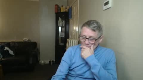 James online show from October 26, 2025, 7:03 am