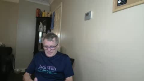 James online show from October 28, 2025, 4:05 am