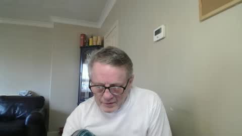 James online show from November 15, 2025, 12:23 pm