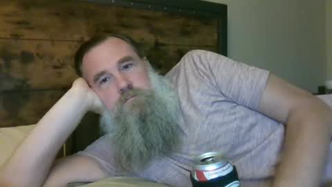 Snapshot of scottybobbit chatting on June 14, 2026, 11:18 pm Scott online show from June 14, 2026, 11:18 pm