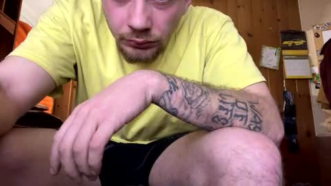 scrad1999 online show from February 15, 2026, 5:04 am