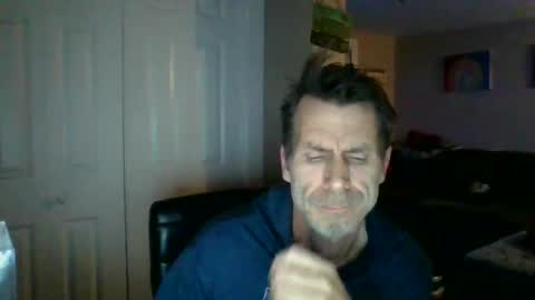 GettOffMyLawn online show from May 7, 2026, 2:06 am