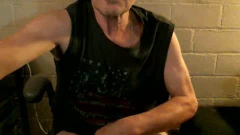 Snapshot of sdh69 chatting on November 12, 2025, 7:09 am eating pussy sucking dick online show from November 12, 2025, 7:09 am