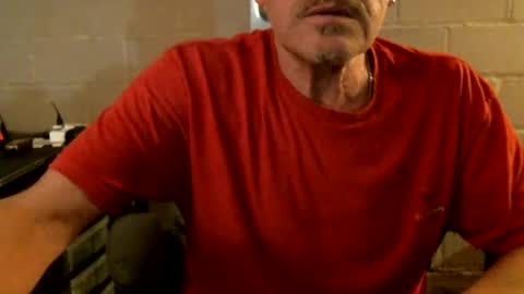 Snapshot of sdh69 chatting on November 23, 2025, 4:01 am eating pussy sucking dick online show from November 23, 2025, 4:01 am