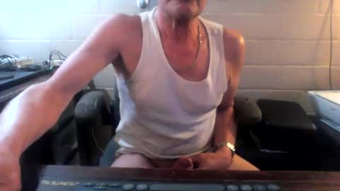 Snapshot of sdh69 chatting on March 15, 2026, 4:02 pm eating pussy sucking dick online show from March 15, 2026, 4:02 pm