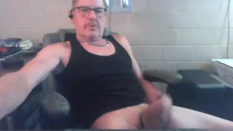 eating pussy  sucking dick online show from May 21, 2026, 12:34 pm