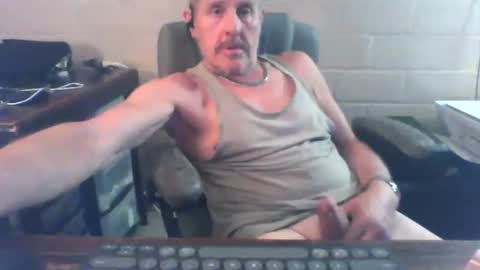 eating pussy  sucking dick online show from June 8, 2026, 6:36 am
