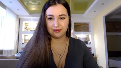 Elizabeth  online show from December 7, 2024, 8:55 am