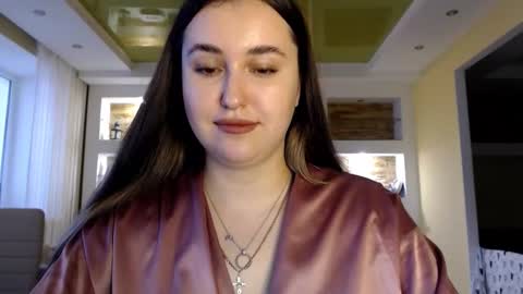 Elizabeth  online show from December 23, 2024, 12:19 pm