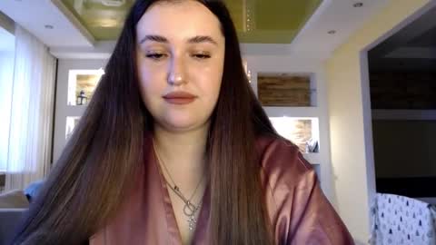 Elizabeth  online show from December 25, 2024, 9:24 am