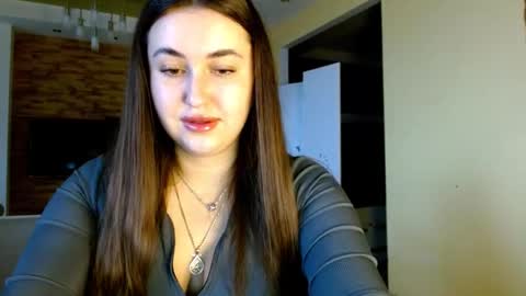 Elizabeth  online show from February 14, 2026, 9:39 am