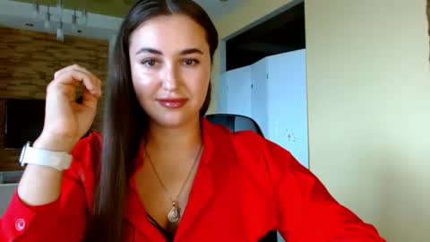 Elizabeth  online show from July 9, 2026, 8:40 am