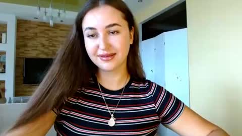 Elizabeth  online show from July 10, 2026, 8:18 am