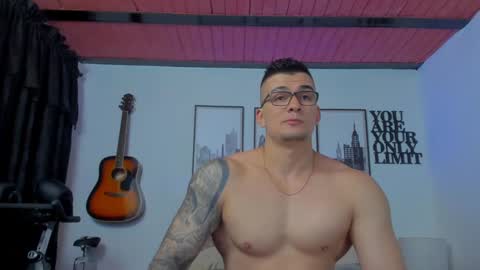 Sean Carrera online show from January 2, 2025, 11:09 am