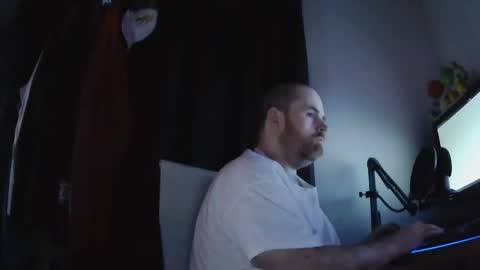 Snapshot of seanv24 chatting on March 11, 2025, 2:43 am seanv26 online show from March 11, 2025, 2:43 am