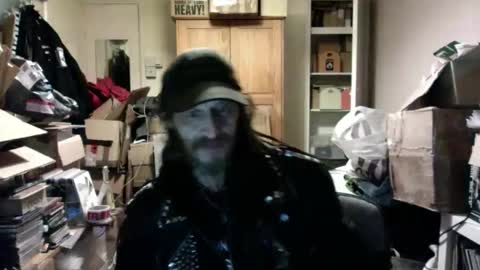 Snapshot of seasidesteve71 chatting on February 20, 2026, 2:30 am seasidesteve71 online show from February 20, 2026, 2:30 am