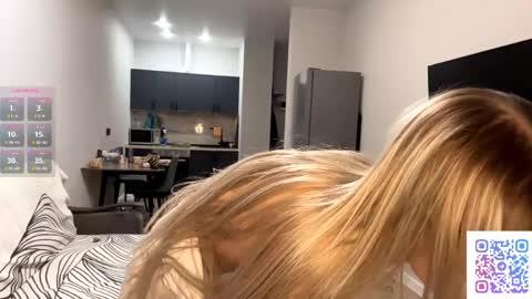 Kate online show from April 16, 2026, 9:39 pm