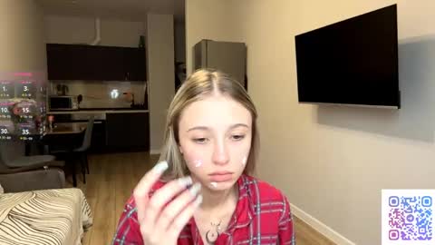 Kate online show from April 18, 2026, 2:21 pm