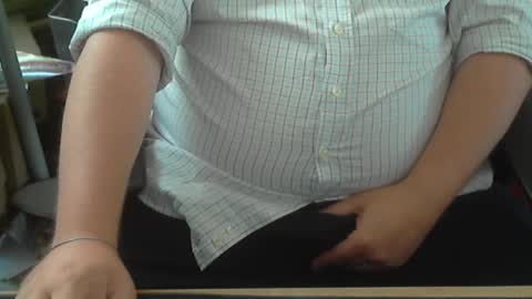 Snapshot of seathrough chatting on September 9, 2025, 9:53 am Falco J online show from September 9, 2025, 9:53 am