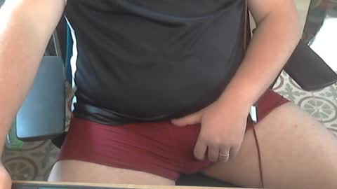 Snapshot of seathrough chatting on October 14, 2025, 8:37 am Falco J online show from October 14, 2025, 8:37 am