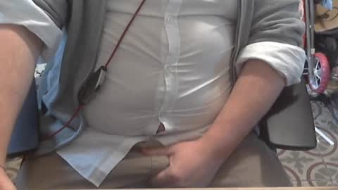 Snapshot of seathrough chatting on December 4, 2025, 2:59 pm Falco J online show from December 4, 2025, 2:59 pm