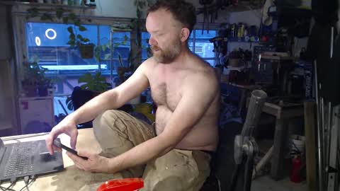 Seattlemanwhore online show from October 5, 2025, 2:59 pm