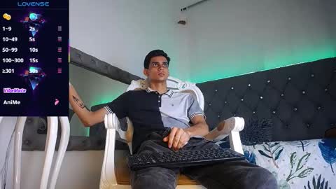 sebalexis7 online show from December 2, 2025, 3:12 am