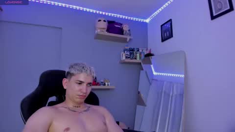 Sebastin online show from February 27, 2025, 10:09 pm