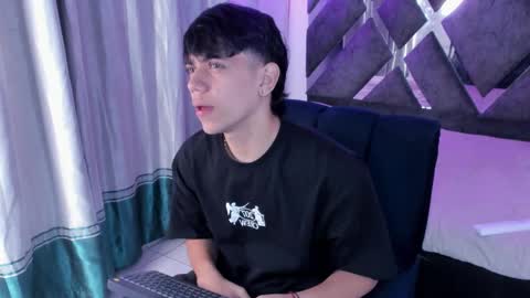Snapshot of sebas_pretty7 chatting on March 28, 2026, 1:00 pm sebas_pretty7 online show from March 28, 2026, 1:00 pm