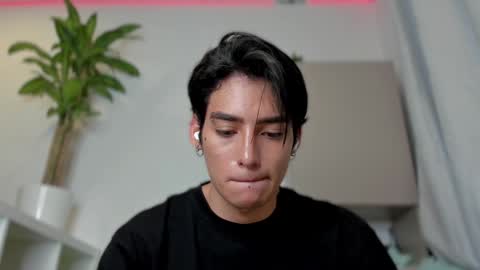 sebastian online show from January 12, 2025, 1:11 am