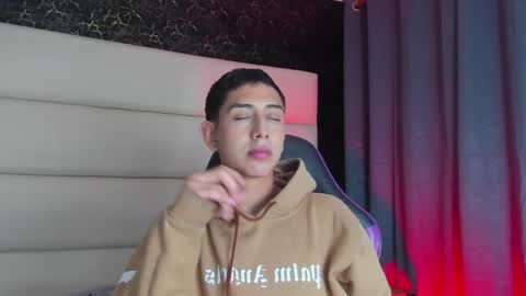 sebasgxxx_ online show from March 6, 2026, 12:01 pm