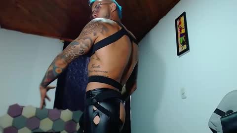 Sebastian online show from February 21, 2025, 1:33 pm