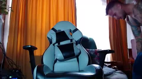 Snapshot of sebastian_025 chatting on July 22, 2026, 6:54 pm Sebastian online show from July 22, 2026, 6:54 pm