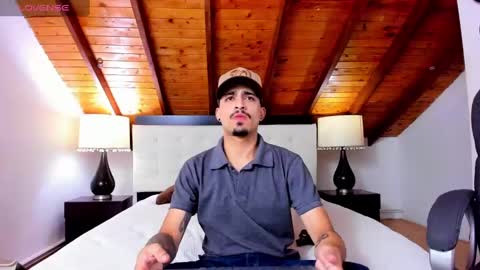 Snapshot of sebastian_berne chatting on March 8, 2025, 7:31 pm Sebastian Berne online show from March 8, 2025, 7:31 pm