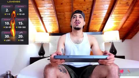 Snapshot of sebastian_berne chatting on September 27, 2025, 7:52 pm Sebastian Berne online show from September 27, 2025, 7:52 pm