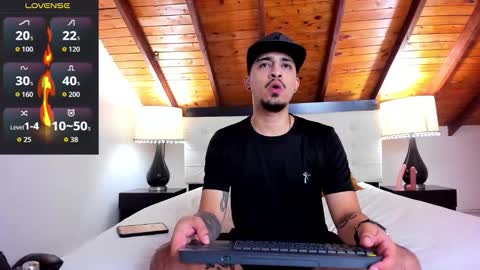 Snapshot of sebastian_berne chatting on September 28, 2025, 7:08 pm Sebastian Berne online show from September 28, 2025, 7:08 pm