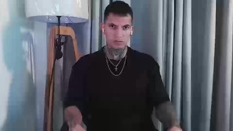 Sebastian online show from September 8, 2025, 10:42 pm