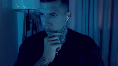 Sebastian online show from September 21, 2025, 1:13 pm