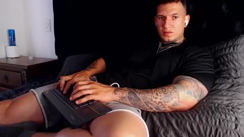 Sebastian online show from April 15, 2026, 9:26 pm